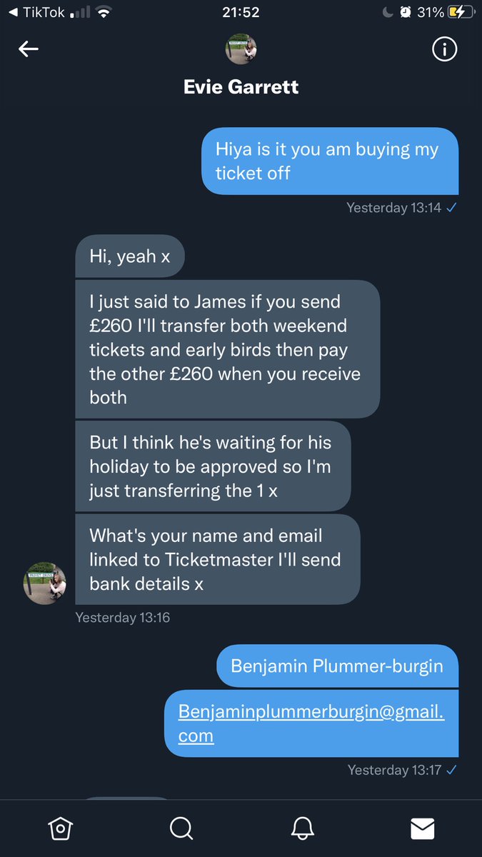 Benjami33727076's tweet photo. So if you get a message from this absolute scammer do not even reply unfortunately am now 260 pound short and no Leeds fest ticket @eviepeasyxx or Evie Garrett is scamming horrible human and it’s a trampy thing she’s doing https://t.co/aF5Q8QZjwx