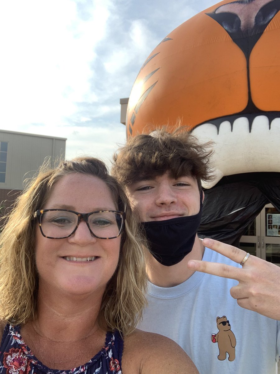 Denise Young tweet media