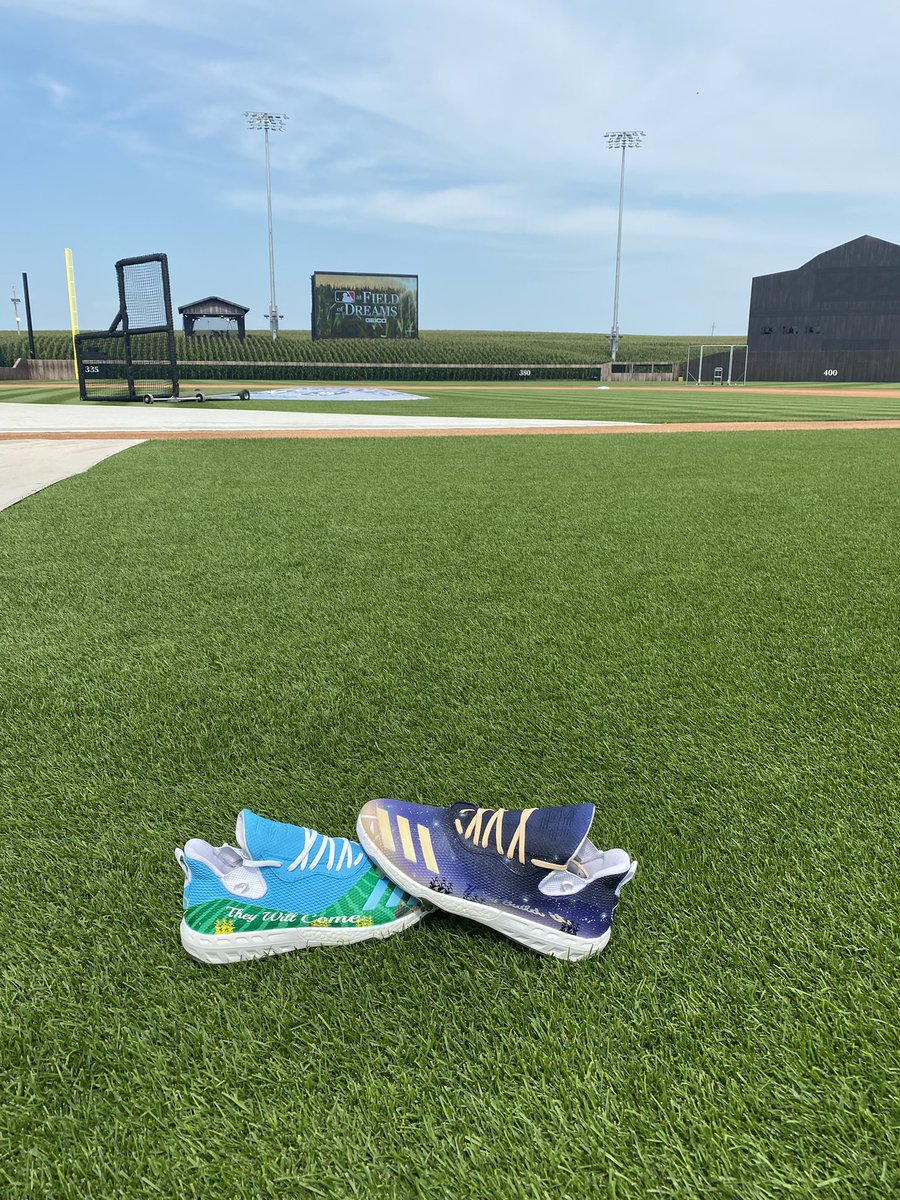 Excited for the Field of Dreams game tonight. I’ll be wearing these cleats that are designed by <a href="/stadiumck/">Stadium Custom Kicks</a>. The cleats will be auctioned off to benefit @mtb_org, which provides assistance to minor league players on their journey to the big leagues #mtbkicks
