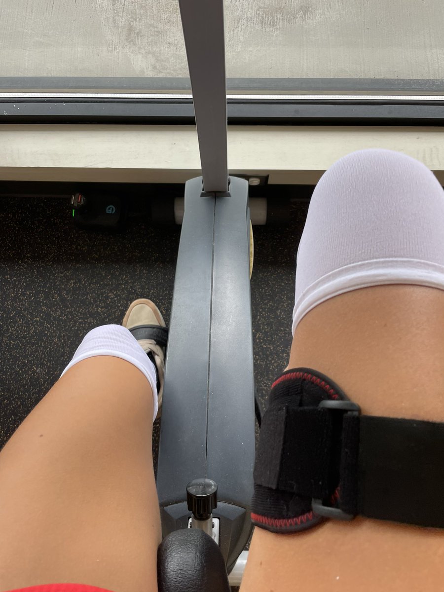 KanalyPeyton's tweet photo. I’ve been super excited to start getting stronger after surgery last week!! Loved walking in the anti-gravity machine and biking at physical therapy! Looking forward to getting stronger and stronger! @DartmouthSball @Coach_Homan_DSB @JenWilliamsDSB https://t.co/edt0lGuZKw