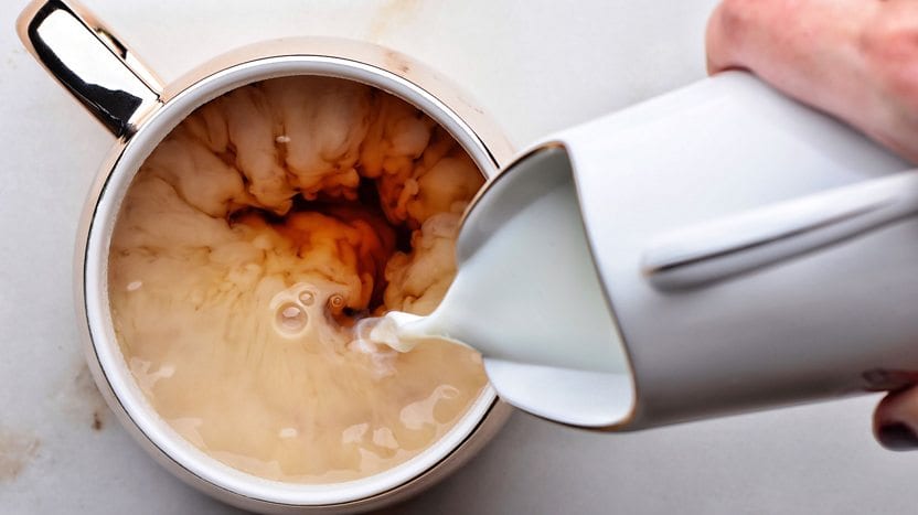 WeAreGolding's tweet photo. How do you think tea conquered Britain? Here's a piece of the story, check it out! 🍵 https://t.co/gaKswfjBiq https://t.co/sT9MRe24z2