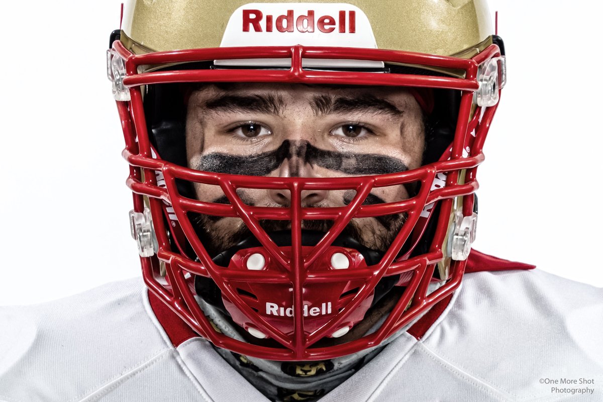 First FALL SHOOT at King's College yesterday -  photographing head &amp; action shots for <a href="/KingsCollegeFB/">King's Football 🏈</a>  Can not wait to cover their first game on 9/4 All King's photos are here   bit.ly/KingsCollegeMo…