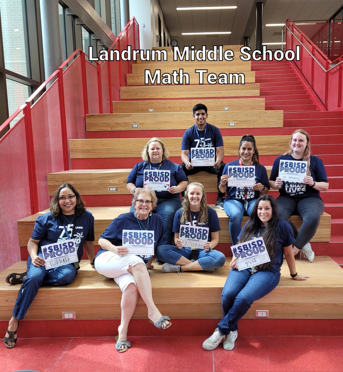 Lucia Flores tweet media