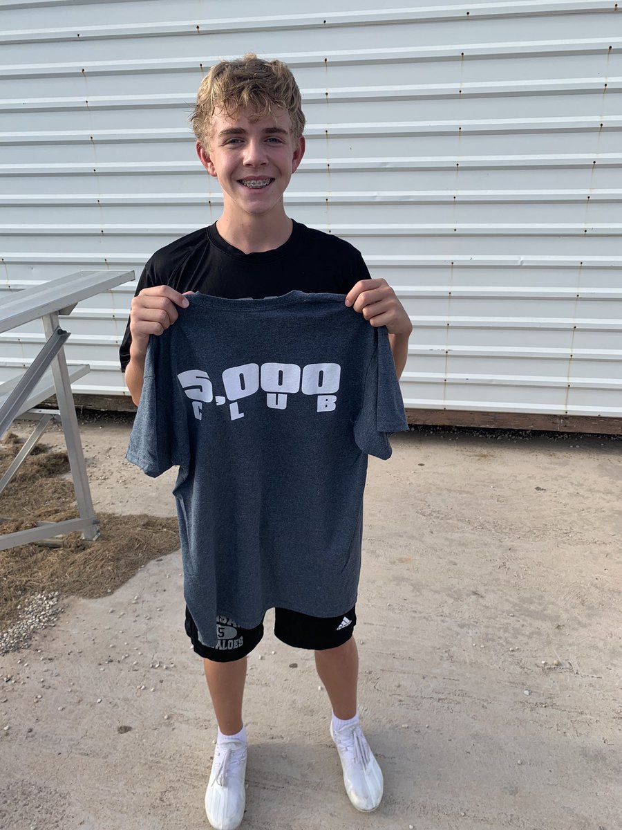BuffaloBallers's tweet photo. First day of football practice for JH, but first let’s get this kid his 5k shirt for the work he’s out in on the court! 
Great to see young players who know what it takes to become a great shooter! Keep working Coy! https://t.co/HYKKKCngFk