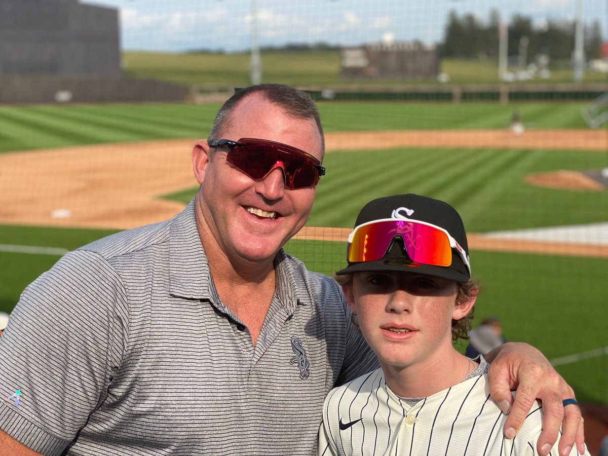 National Baseball Hall of Fame and Museum ⚾ on X: A great father-son  moment between Jim Thome and his son Landon at the #FieldOfDreamsGame - no  better way to connect generations! Hey
