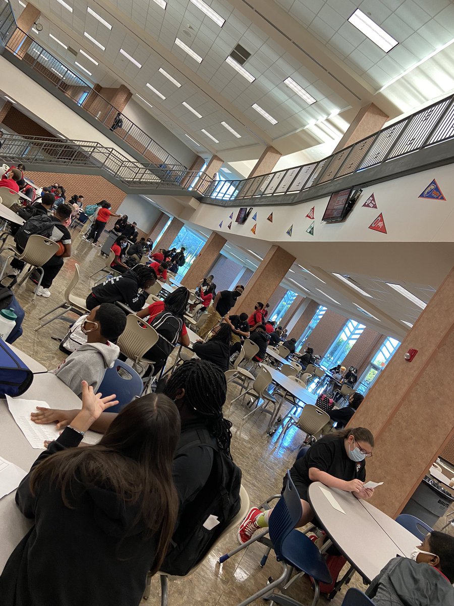 Had an awesome first day at Collegiate Academy-wonderful seeing old and new faces! It a GREAT day to be a LONGHORN 🤘🏼❤️🤘🏼<a href="/jdedmun/">John Edmun</a> <a href="/collegiate_ch/">Cedar Hill Collegiate Academy & High School</a>