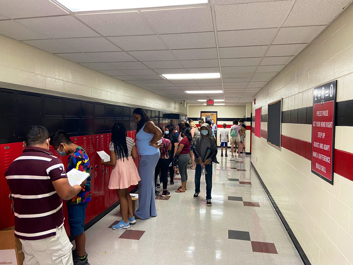Josh Morrow (@lakotaridgeap) on Twitter photo Great seeing our students back in the building for schedule pick-up! Looking forward to welcoming everyone back next week! <a href="/LakotaRidgeJR/">Ridge Junior School</a> Great seeing our students back in the building for schedule pick-up! Looking forward to welcoming everyone back next week! <a href="/LakotaRidgeJR/">Ridge Junior School</a>