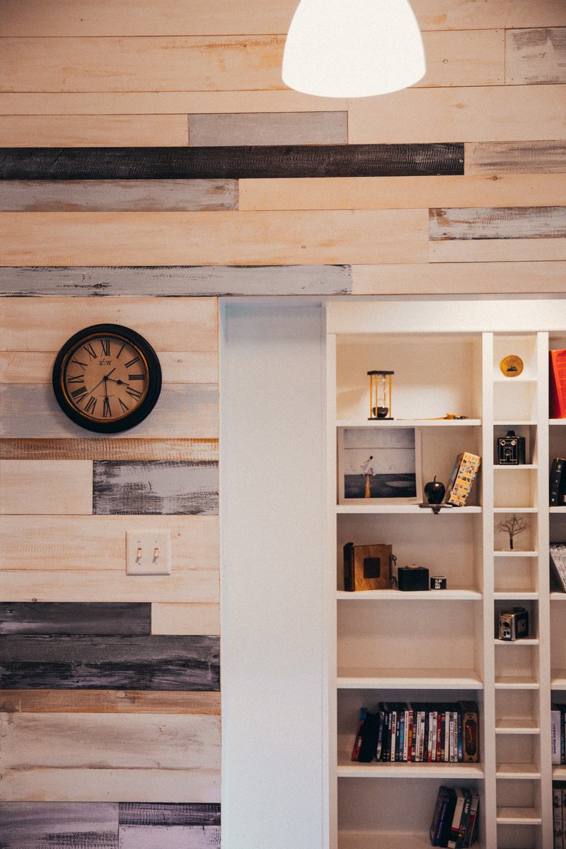 Do you like this 'reclaimed wood' trend that has been growing in popularity lately?

Emily Loomis facebook.com/17412157727613…
