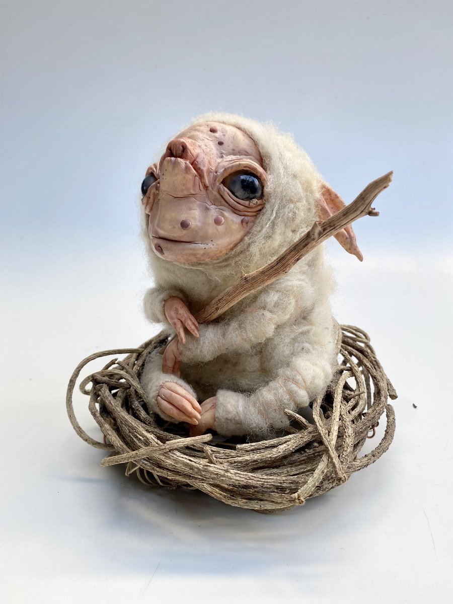 holalumartinez's tweet photo. New drop at @hicetnunc2000 

Are ❤️https://t.co/h4g83vMWmF 
#hicetnunc2000 #characterart #tezosart #NFTartist #art #characterdesing #strangerart #woods #cryptoart #Cryptoartists #hicetnunc https://t.co/0orCbAoB6t