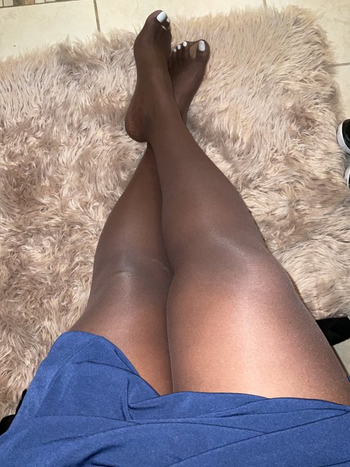 Long day, cum n talk to me https://t.co/lUlv3Phdoj<a href="/tag/tittytuesday"class="tags"><span>#tittytuesday</span></a>