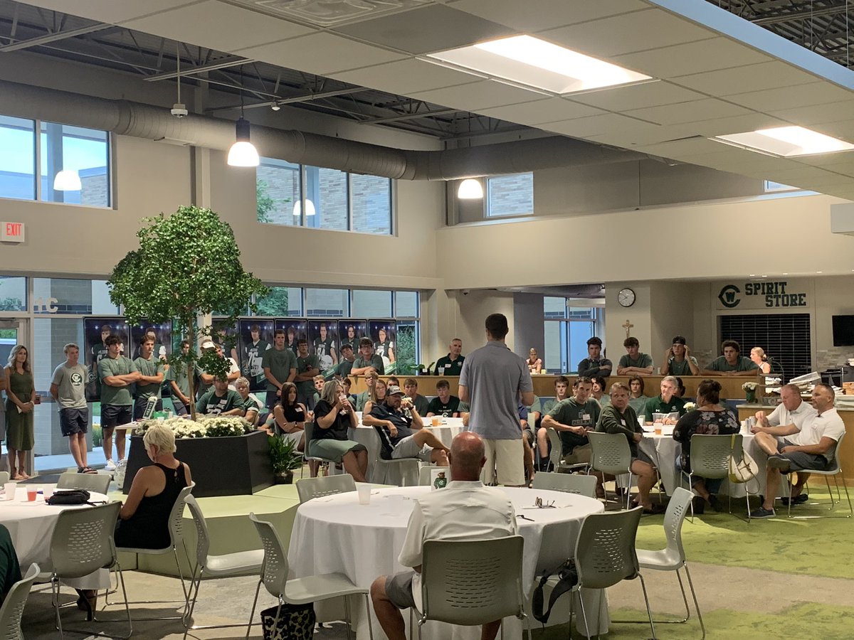 garycareyjr's tweet photo. Thank you @TimHiller3 for speaking to our our @GRWCFootball tailgate event. Tremendous message on stewardship this evening. @jmichalow @n_arsulowicz @Kylek_24_ https://t.co/gOynqz7yNZ