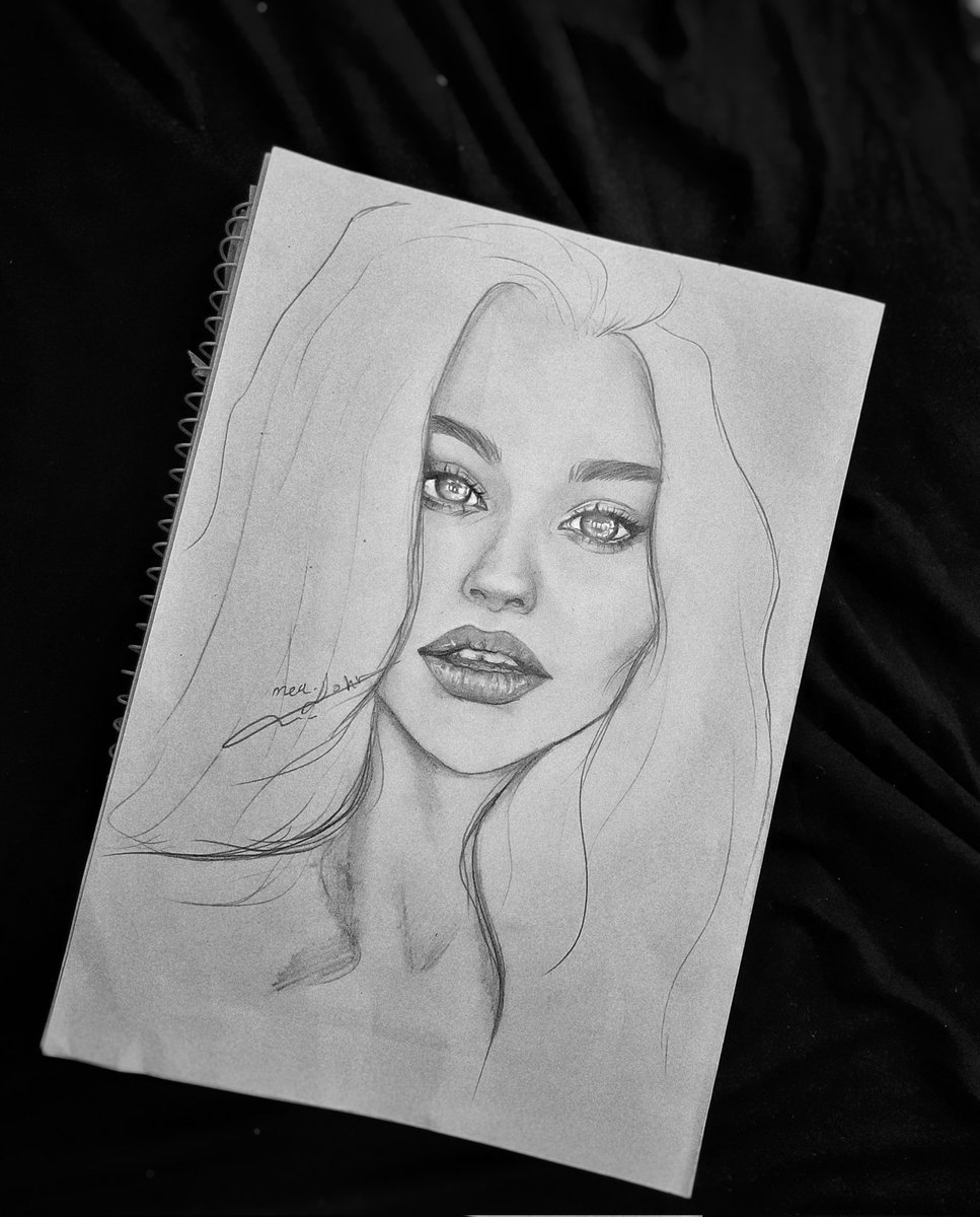 JohrMea's tweet photo. الرسم الي بالورقة والقلم اله طعم خاص ♥️💕 https://t.co/JHOxjOAcxY