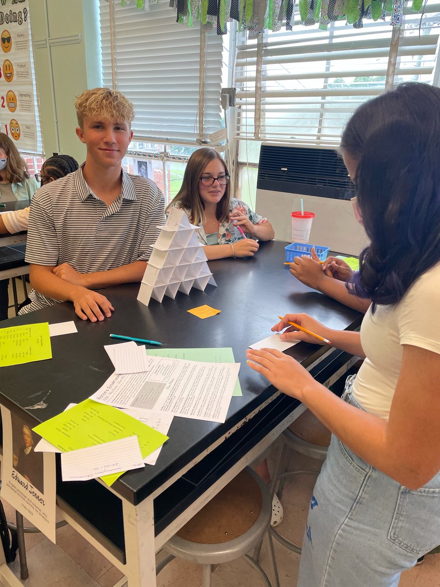 CSLA (@wearecsla) on Twitter photo Building new friendships and learning about Environmental Science! #wearecsla #whereeaglessoar @cslaclassof2025 Building new friendships and learning about Environmental Science! #wearecsla #whereeaglessoar @cslaclassof2025