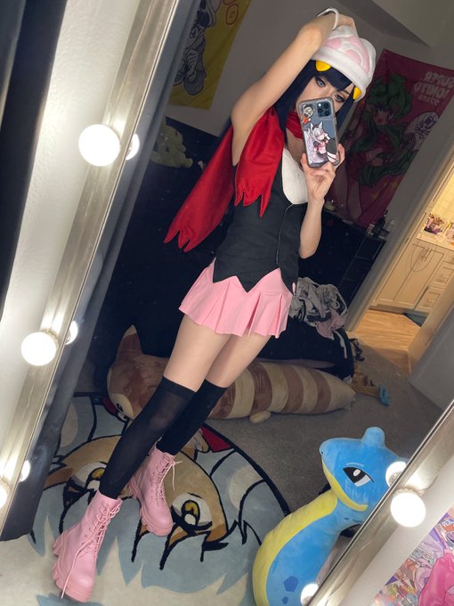 Twoucan - Emily Something (@KQueenTsun)