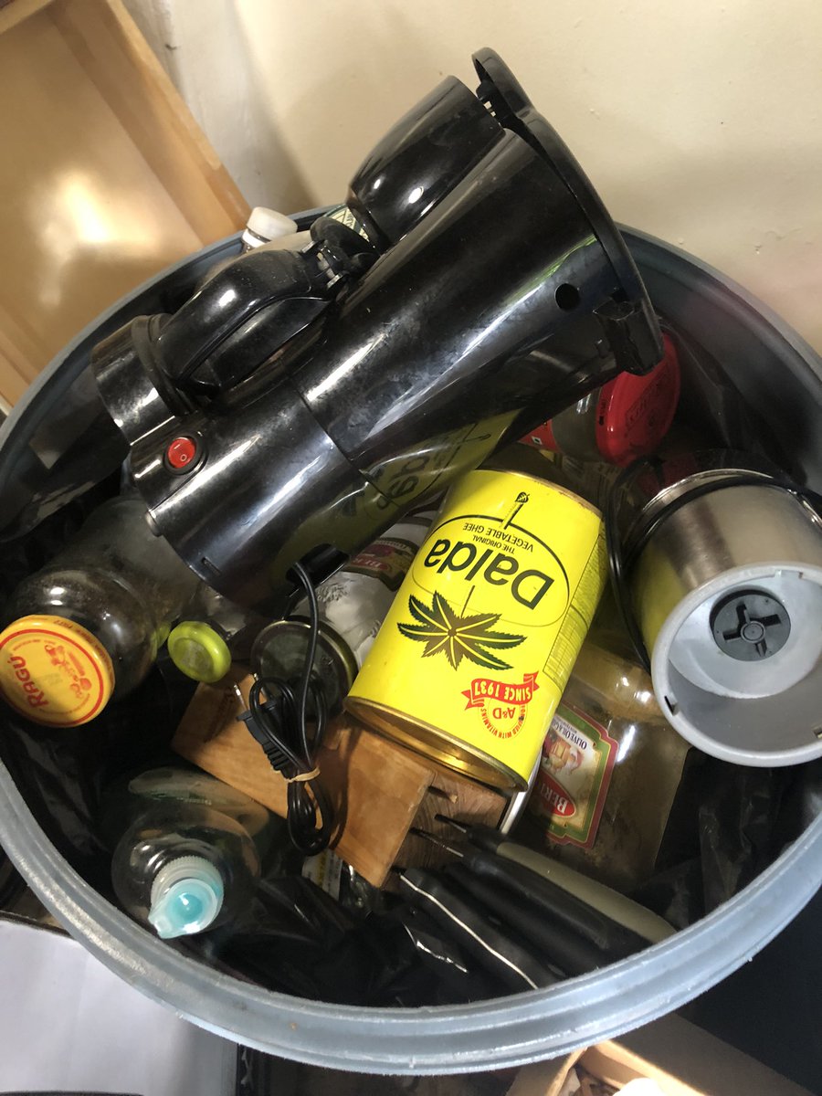 sweetyverma20's tweet photo. @mrlewisspears I’m approaching u as I’ve failed to get response from anywhere else.We(tenants) we’re out on weekend and landlord entered the house and started renovation w/o permission &amp; threw all our stuffs in trash bin and yet doing nothing. I’m getting anxiety from being here https://t.co/WMTkdrYEdU
