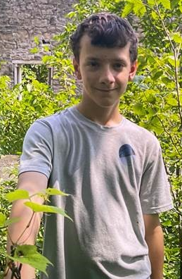 TPSOperations's tweet photo. MISSING:
Steven Cropper, 12
- last seen Thurs, Aug 12, 2pm , Royal York Av + Bloor St W 
- described as 5'2", 105lbs, short dark brown hair, hazel eyes
- wearing a grey hoodie, black shorts, black "Sketchers" shoes, green/blue backpack, Raptors hat, green scooter
#GO1529273
^lb https://t.co/VV0UwQR56K