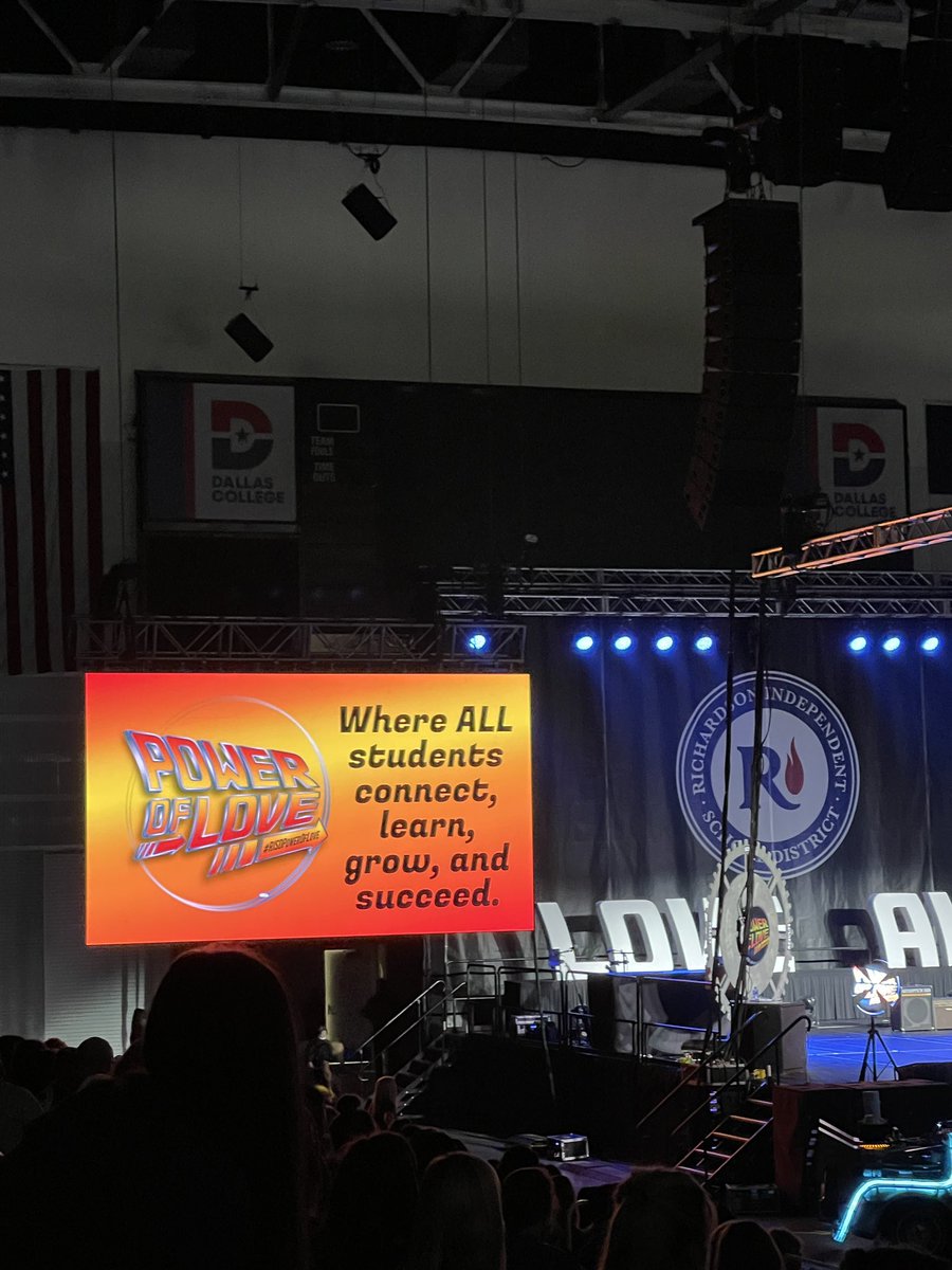 cynthia_urteaga's tweet photo. RISD vision statement: Where ALL students connect, learn, grow, and succeed. 👩🏻‍🏫👩🏻‍💻📒💙#RISDPowerofLove #RISDConvocation #risdlitandint #risdbecause @3jstone https://t.co/HgzyhqG0Qm