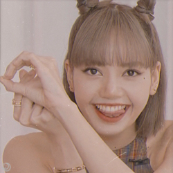 blackblinkedits's tweet photo. Layouts de Lisa pretty lisa cute lisa best dancer ls1 is coming WHERE IS LISA SOLO
⭐Pack / layout /icon a thread - hilo
⭐Like if use/save <3
#LisaManoban #LISA #BLACKPINK #layout #LS1iscoming #LisaSoloSoon #LS1 #리사 I vote #Rose for Bomba K-pop on #KCAMexico (
@BLACKPINK https://t.co/7goztj5cOG