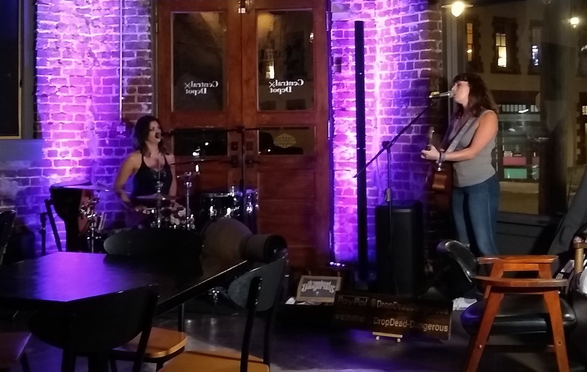 Drop Dead Dangerous in the neighbourhood. <a href="/DrumNDance/">Melanie Howe</a> <a href="/kittysteadman/">Kitty Steadman</a> #knoxville