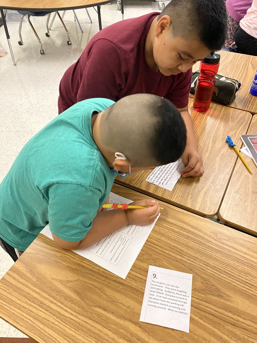 I loved hearing the conversations between my fourth graders today as they evaluated writing samples in a fun game of “Writing Checklist Scoot”! <a href="/SandiHarrison22/">Sandi Price Harrison</a> <a href="/MRegan0123/">Dr. Rosario-Regan</a> <a href="/Beth_Coryell/">Beth Coryell</a> #OnTopOfTheWorld