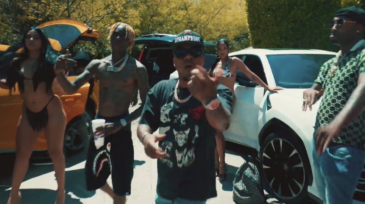 Bow Wow vs. Soulja Boy (Official Music Video) https://t.co/XKUH5ptXyp via  @YouTube