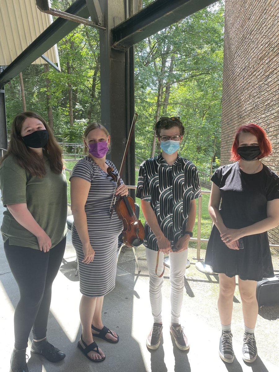 Mrs. Reeves and three BSpa music students joined the <a href="/philorch/">The Philadelphia Orchestra</a> <a href="/SPACsaratoga/">SPAC</a> for the 4th annual PlayIn for Violin w/Concertmaster David Kim, 1st Associate Concertmaster Juliette Kang, Asst Conductor Erina Yashima &amp; Philadelphia Orchestra musicians! <a href="/BSCSD/">Ballston Spa CSD</a> <a href="/BSPAHS/">BSPAHS</a> @OfficialNYSSMA
