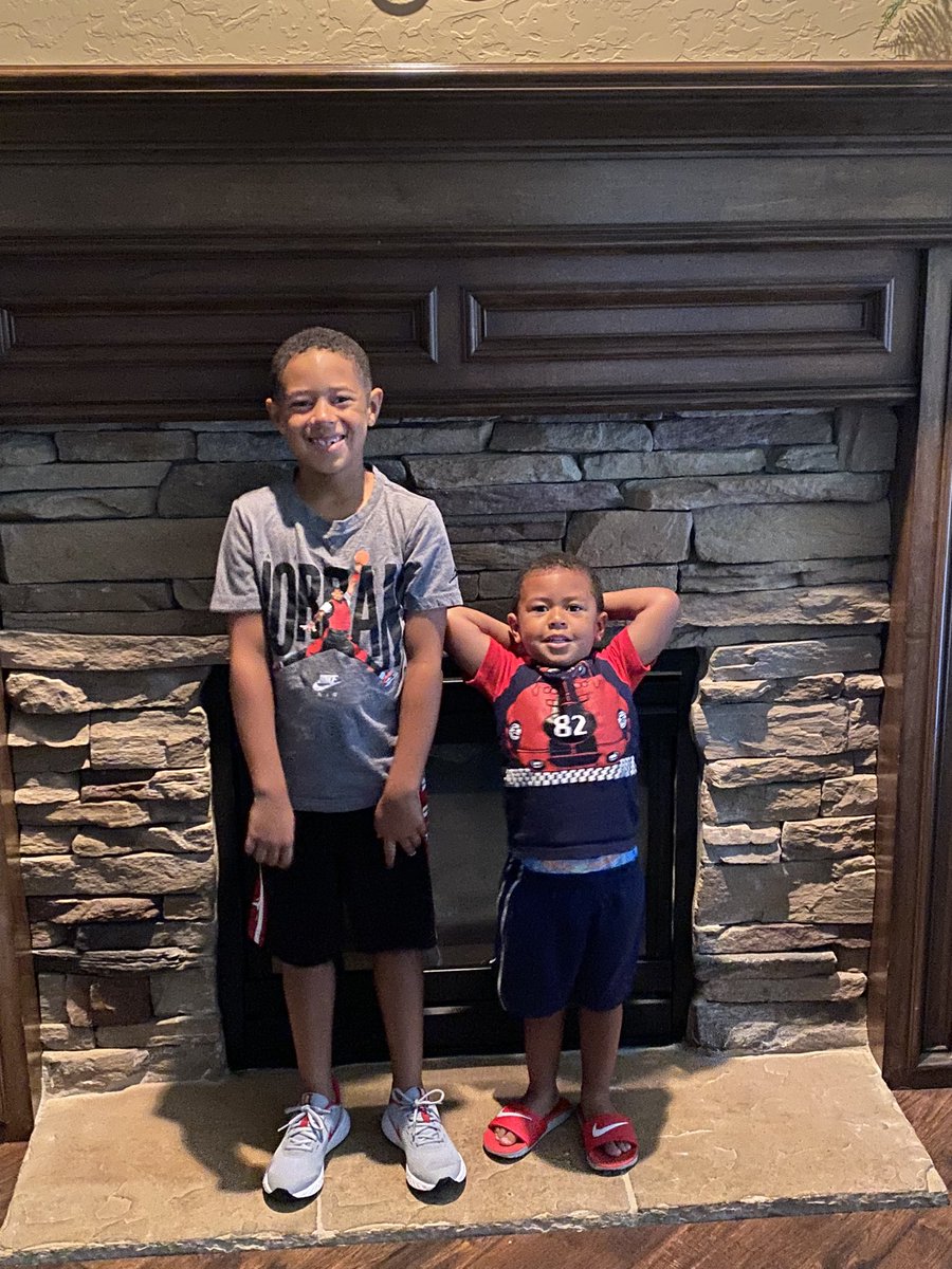 CoachAdvocate21's tweet photo. 1st day of school is always good. The 7 year old loves school, the 3 year old not so much, but we working on it! #Carter4 https://t.co/ueWO1H6eCq