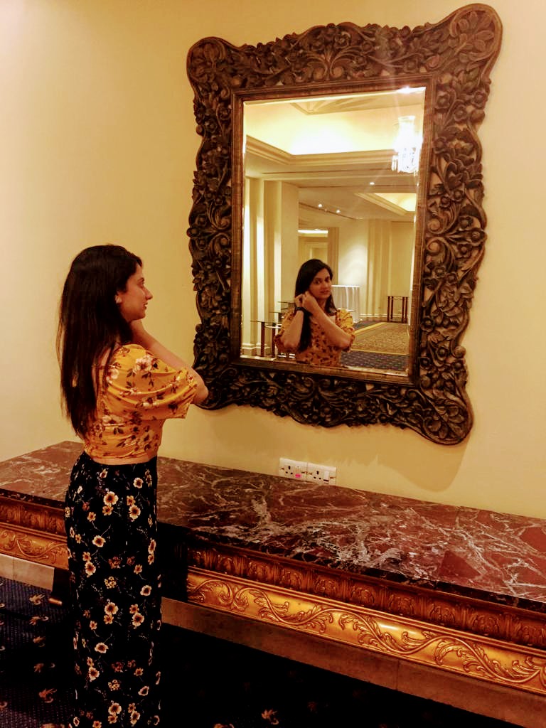 NibhaInSeattle's tweet photo. @koushikjoshi @Codeanddream Business &amp; first class travels and everything else listed good is definitely part of developer or engineer life, if you are good at it and plan your vacations right. It is part of mine for sure! Touchwood 😇🙏

#engineer #EngineeringIsAwesome #SoftwareDeveloper #womenintech https://t.co/jJkMTvCEH4