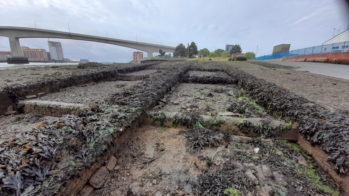 SeaSpitfires's tweet photo. Early visit at low tide to a landing craft repair slip in Southampton. For the first time this D-Day structure will get a detailed survey courtesy of @_GretaWray and @felix_pedrotti. https://t.co/RclO9emxXE