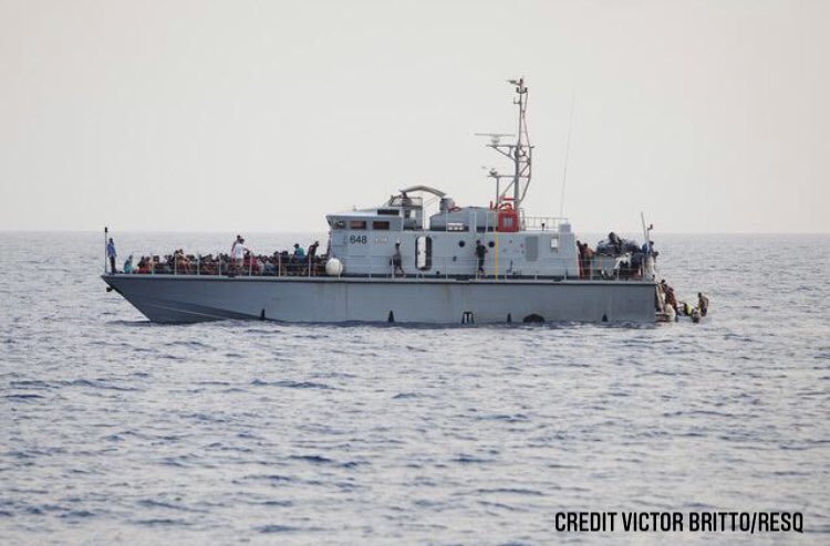 resqpeople's tweet image. Sapendo che il destino di queste persone è essere riportati alle torture, alle detenzioni arbitrarie, agli abusi che nessuno ormai può dire di ignorare.