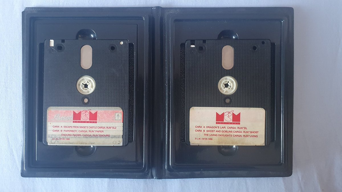 Otro gran pack que recuerdo con ilusión. 6 juegazos, con perlas como ghost'n goblins, dragon's lair, paternos, etc. Una época dorada de los videojuegos. #amstrad #gamers #retrogame #nostalgic #gamer