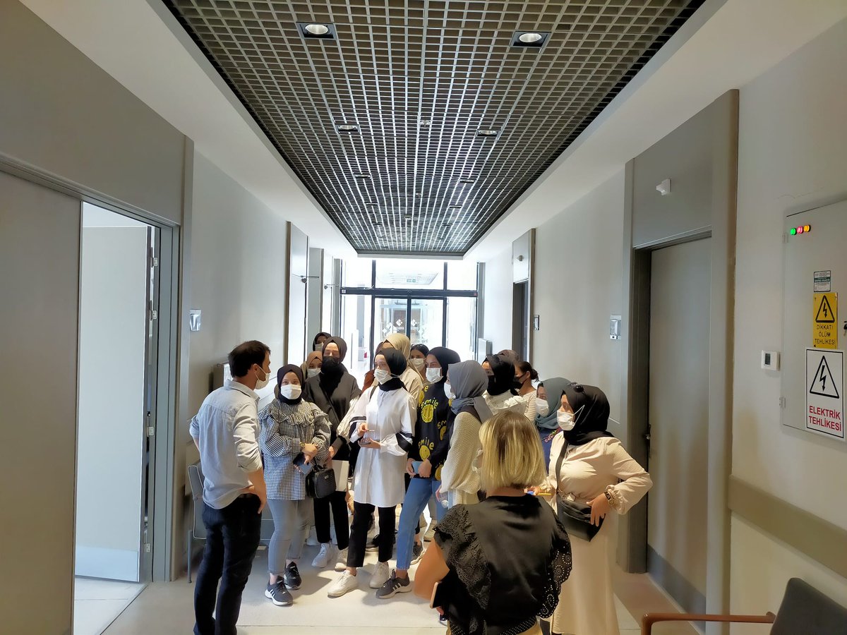 HKU Sağlık Bilimleri (@hku_saglikbil) on Twitter photo Fakültemiz Fizyoterapi ve Rehabilitasyon bölümünün kendi uygulama araştırma merkezi olan birkaç üniversiteden biri olduğunu biliyor muydunuz ✋🏻
<a href="/hkunv/">Hasan Kalyoncu Üniv</a> #yks #yks2021 #tercih #tercih2021
<a href="/TurkayDereli/">Türkay Dereli</a>
<a href="/BayramlarKezban/">Kezban Yiğiter</a>
<a href="/yavuzyakut/">Prof. Dr. Yavuz Yakut</a> Fakültemiz Fizyoterapi ve Rehabilitasyon bölümünün kendi uygulama araştırma merkezi olan birkaç üniversiteden biri olduğunu biliyor muydunuz ✋🏻
<a href="/hkunv/">Hasan Kalyoncu Üniv</a> #yks #yks2021 #tercih #tercih2021
<a href="/TurkayDereli/">Türkay Dereli</a>
<a href="/BayramlarKezban/">Kezban Yiğiter</a>
<a href="/yavuzyakut/">Prof. Dr. Yavuz Yakut</a>