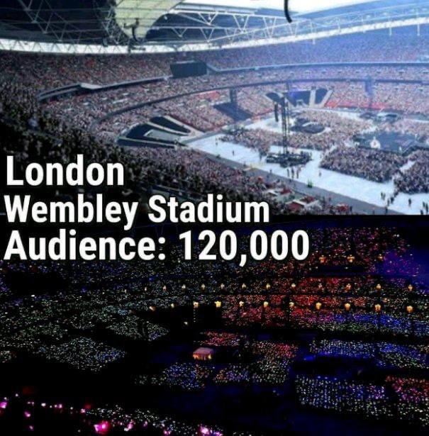 E8p3e9kWYAItzL7?format=jpg&name=small