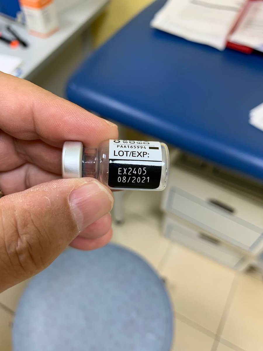 sebfree's tweet image. Peut-être pour ça ils arrivent à expiration !
Donc il faut écouler les stocks avant la fin, et par magie à partir du 20/10/2021 vient le traitement tant attendu sûrement "validé" par ue.