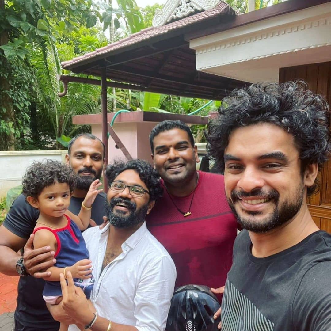Tovinofansmedia's tweet photo. Latest pic❤😊 https://t.co/raaVKOHvWM