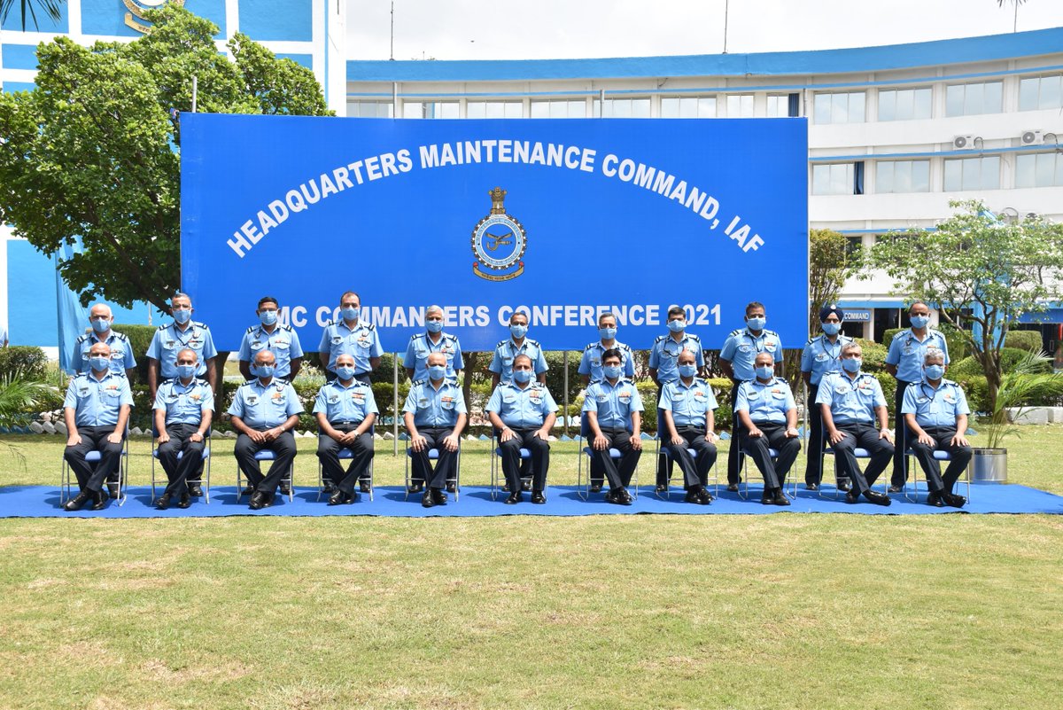 PRODefNgp's tweet photo. #CAS Air Chief Marshal RKS Bhadauria attended the Commanders’ Conference of #MaintenanceCommand at Vayu Sena Nagar, Nagpur on 11 & 12 Aug 21. #CAS on arrival was received by Air Marshal Shashiker Choudhary, AOC-in-C MC. (1/3)
@IAF_MCC @SpokespersonMoD https://t.co/ncT1nEN9HS