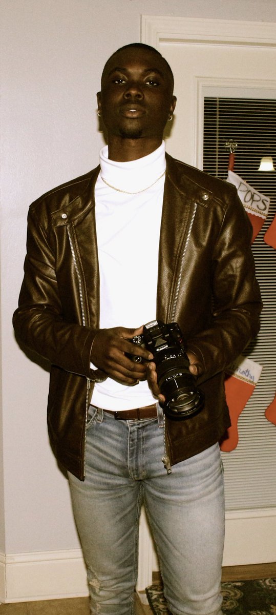 2saucy_'s tweet photo. #WhosWhoOfMSU
• Dmar
• MSU 24’
• Fashion Design Major
• Laid Back type of guy https://t.co/qL6ymVNjlM