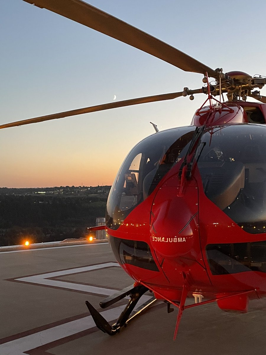 Couple of shots at the Foothills Hospital tonight. <a href="/STARSambulance/">STARS</a>