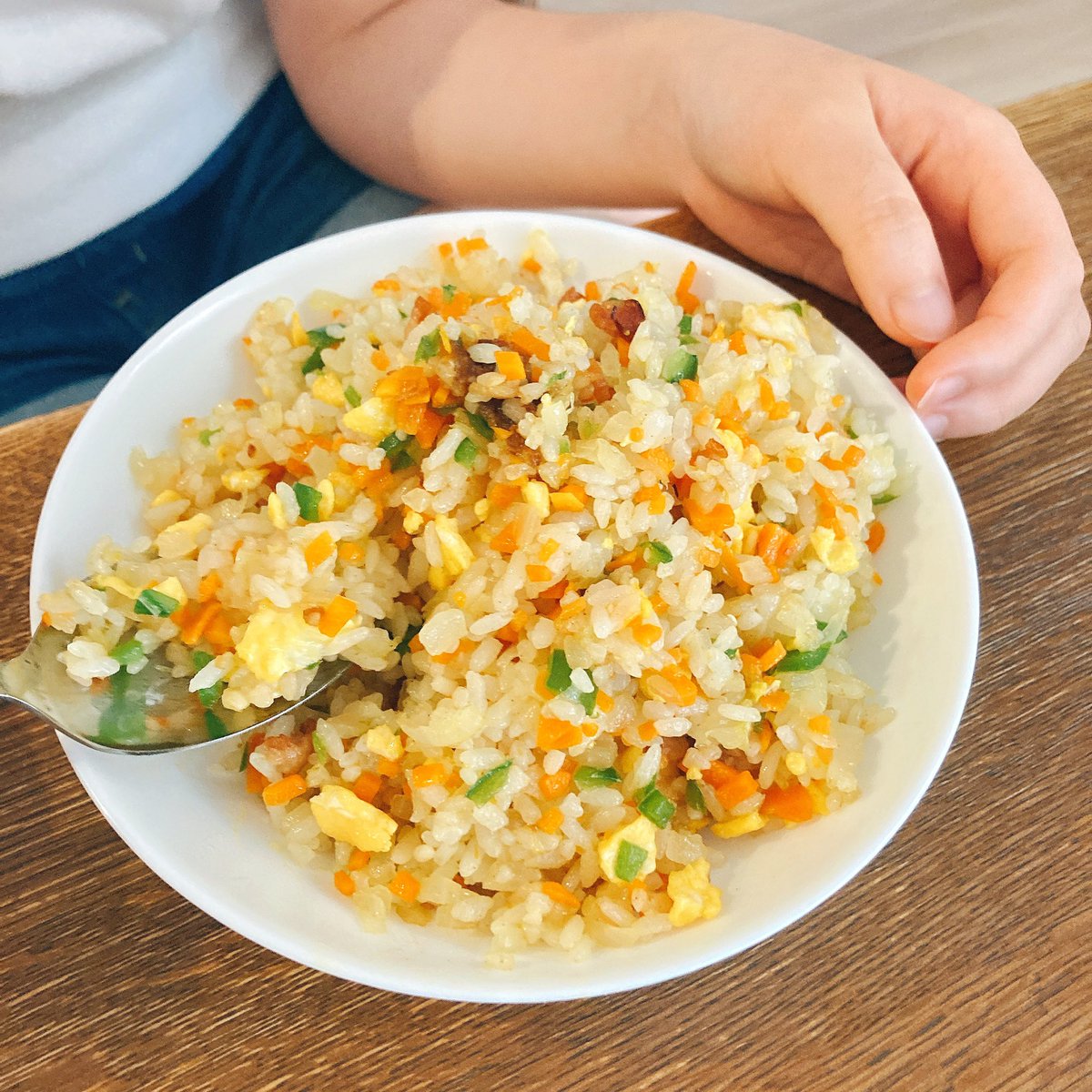 酒リーマン 子供達にチャーハン作りました お母さんがいる時は禁止されているヤツ