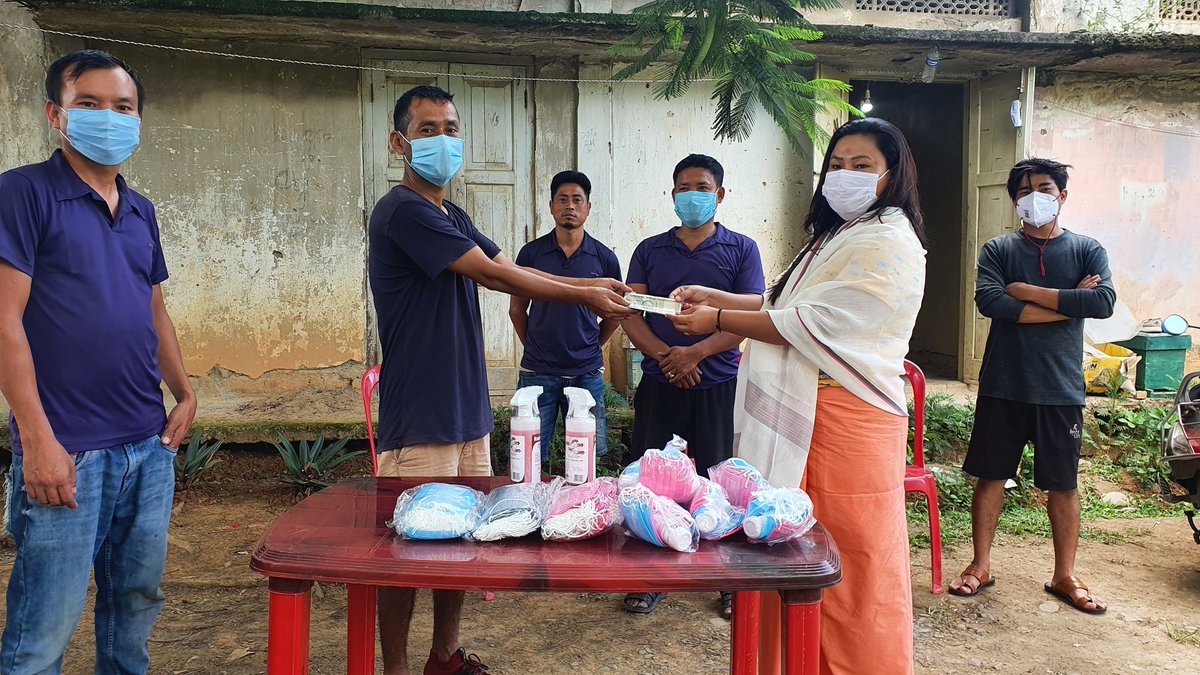 KInaochaDevi's tweet photo. Routine visit at Ngariyan Isolation centre and provided #mask #Senitizer for the inmates and Volunteers.
#SevenyearsofSeba
#BJP4Manipur
@sambitswaraj @prahladspatel @narendramodi @blsanthosh https://t.co/RTxY8eKRbZ