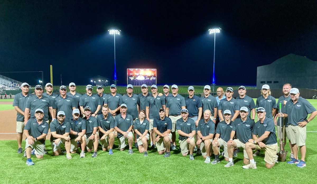 Murray Cook tweet media