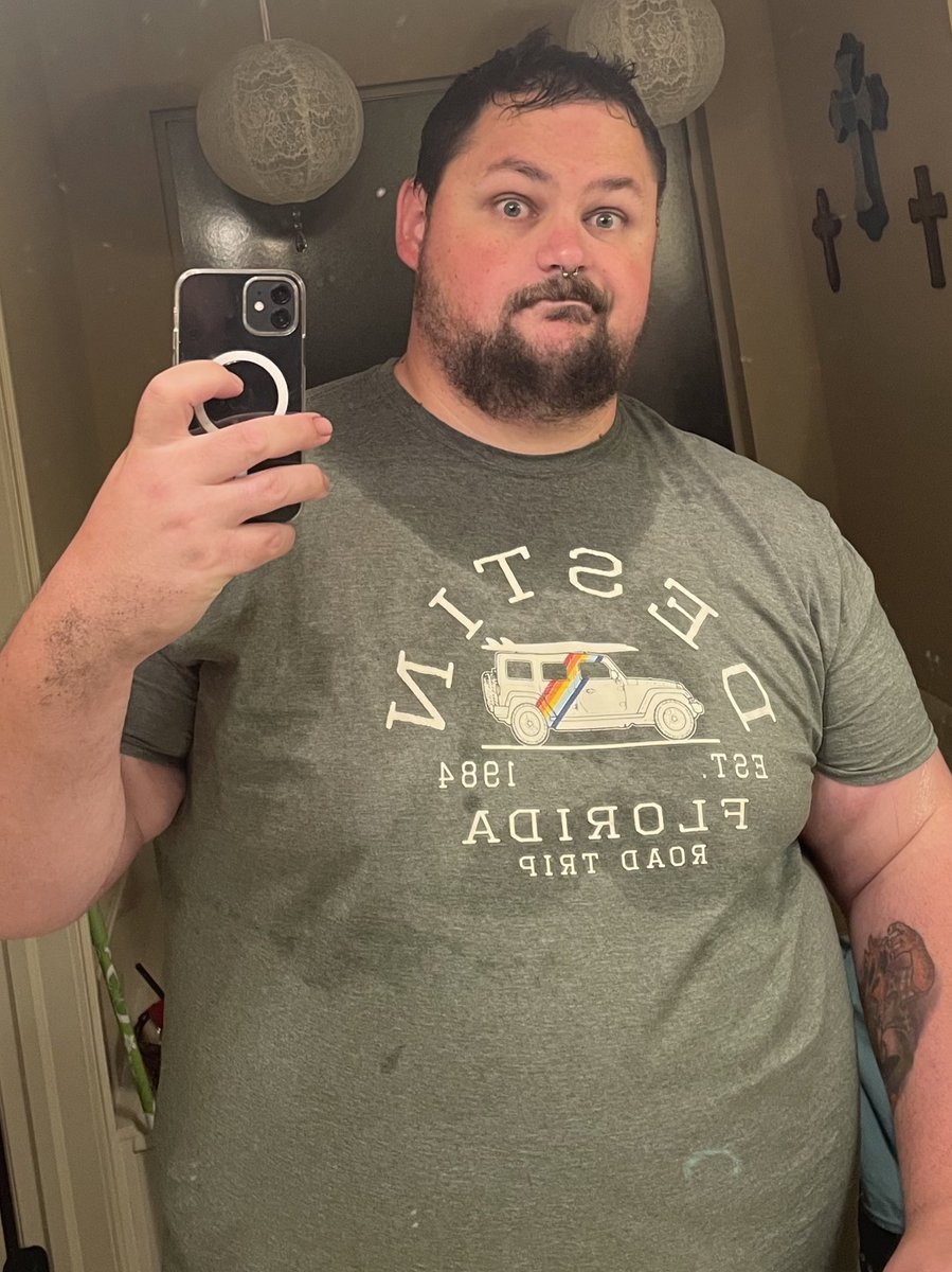 StoryBear14's tweet photo. Why yes my high ass who decided to game did go out in the still hot ass dark to transplant his babies… #420life #bear #bi #bibear #pan #panbear #chub #beard #bisexual #pansexual #sweaty https://t.co/VdqO5nXEUo