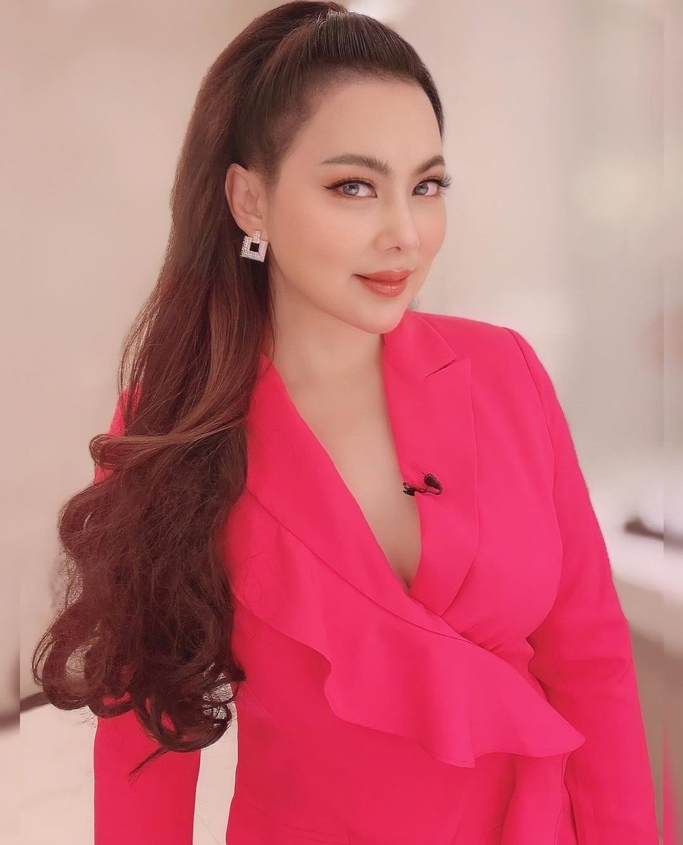 fan ดร.บุ๋ม ปนัดดา วงศ์ผู้ดี tweet media