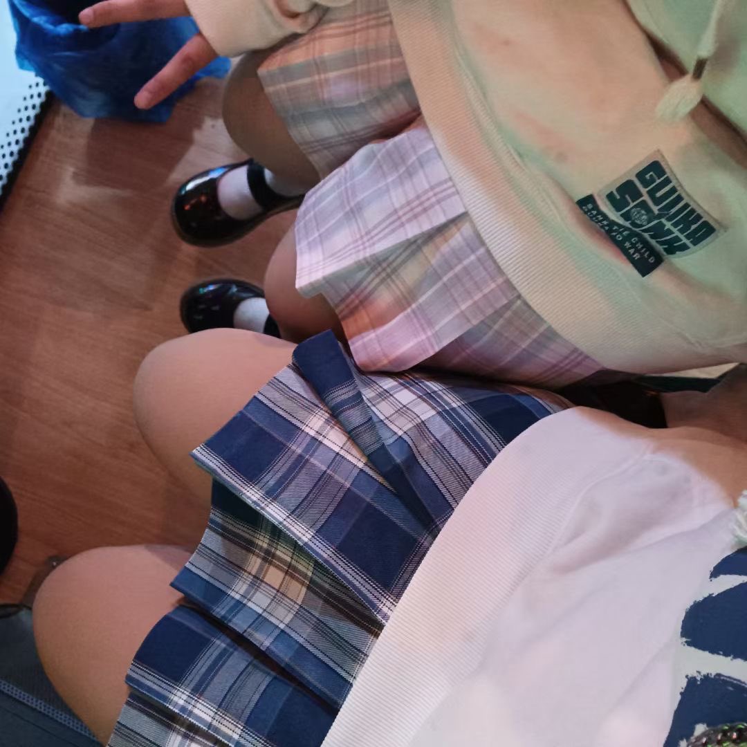 SCuidiao's tweet photo. 今天跟闺蜜出来玩 想不想跪在我们脚下给我们吐钱啊贱狗们 给我滚过来报销我们两个今天的一切开销  上供10元舔一次鞋底
#findom #atm奴 #paypig #loser #账单奴 #无脑贡 #提款机 #压榨奴 #绿帽奴 #女S #网调 #舔脚 #账单奴 #女性崇拜 #无脑贡 #压榨 #金钱女王 #舔狗 #报销 #ATM打钱奴 #人形提款机 https://t.co/7MVzgywXnB