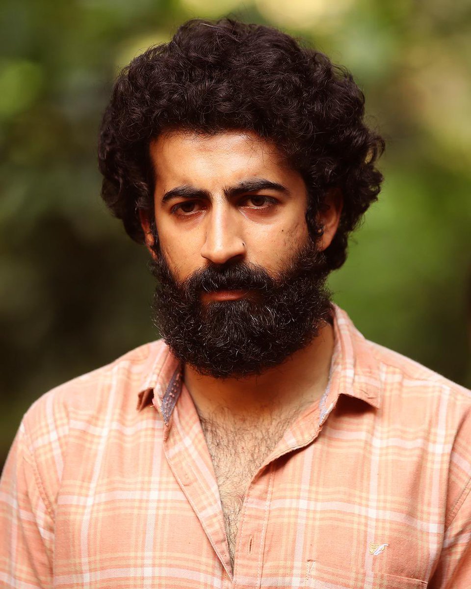 PrithviOfficial's tweet image. One can either take revenge or learn from others mistakes. What do think they chose? 
Find out with #KuruthiOnPrime, watch now: bit.ly/Kuruthi
@PrimeVideoIN

@roshanmathew22 #Srindaa #MuraliGopy #ManuWarrier #SupriyaMenon @PrithvirajProd @scriptlarva