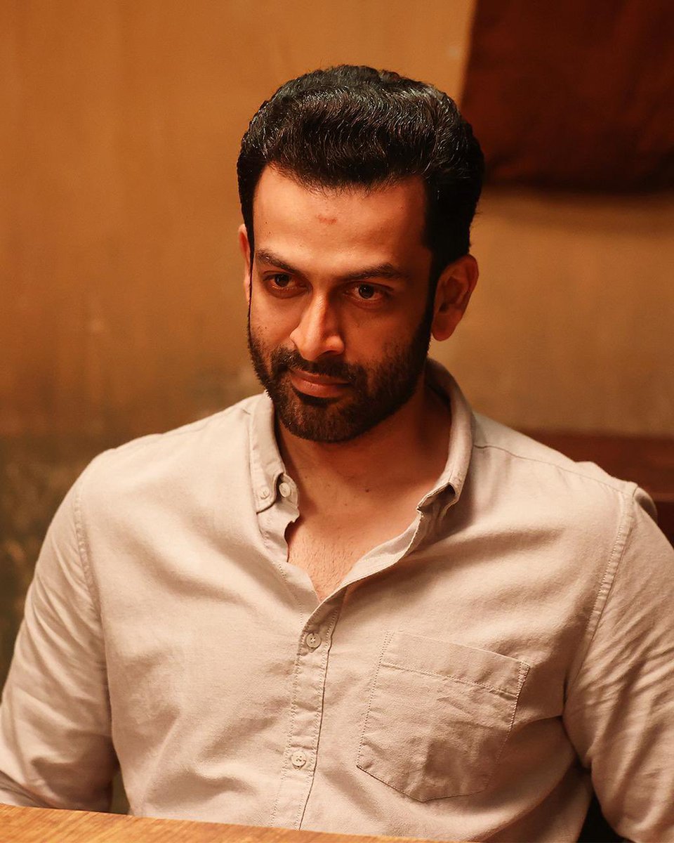 PrithviOfficial's tweet image. One can either take revenge or learn from others mistakes. What do think they chose? 
Find out with #KuruthiOnPrime, watch now: bit.ly/Kuruthi
@PrimeVideoIN

@roshanmathew22 #Srindaa #MuraliGopy #ManuWarrier #SupriyaMenon @PrithvirajProd @scriptlarva