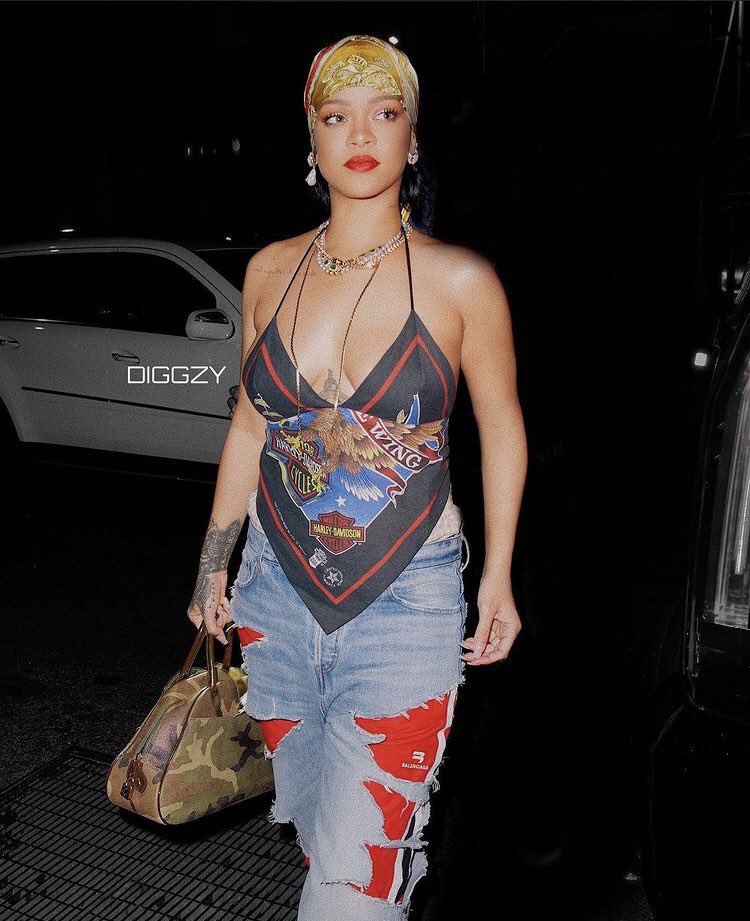 rihannakillah's tweet photo. Rih tonight ♥️ https://t.co/MZA7RrAcCH