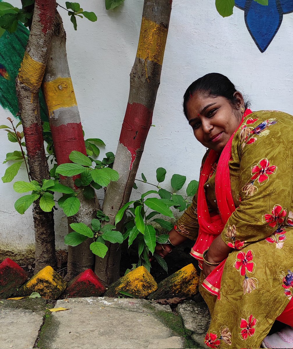 Reena76557196's tweet photo. 🌳#प्रकृति_मित्र 🌳 #nature_friend🌳
Name :Reena 
Designation : A. T. 
Address :Composite school chaukri
Block bangra Jhansi (U.P.) 
@shikshansamvad
@RedTapeMovement 
@teachersclubup @UNEP @UNBiodiversity @ipbes @eriksolheim
साभार : मिशन शिक्षण संवाद प्रकृति मित्र परिवार https://t.co/5awbTlyMLL