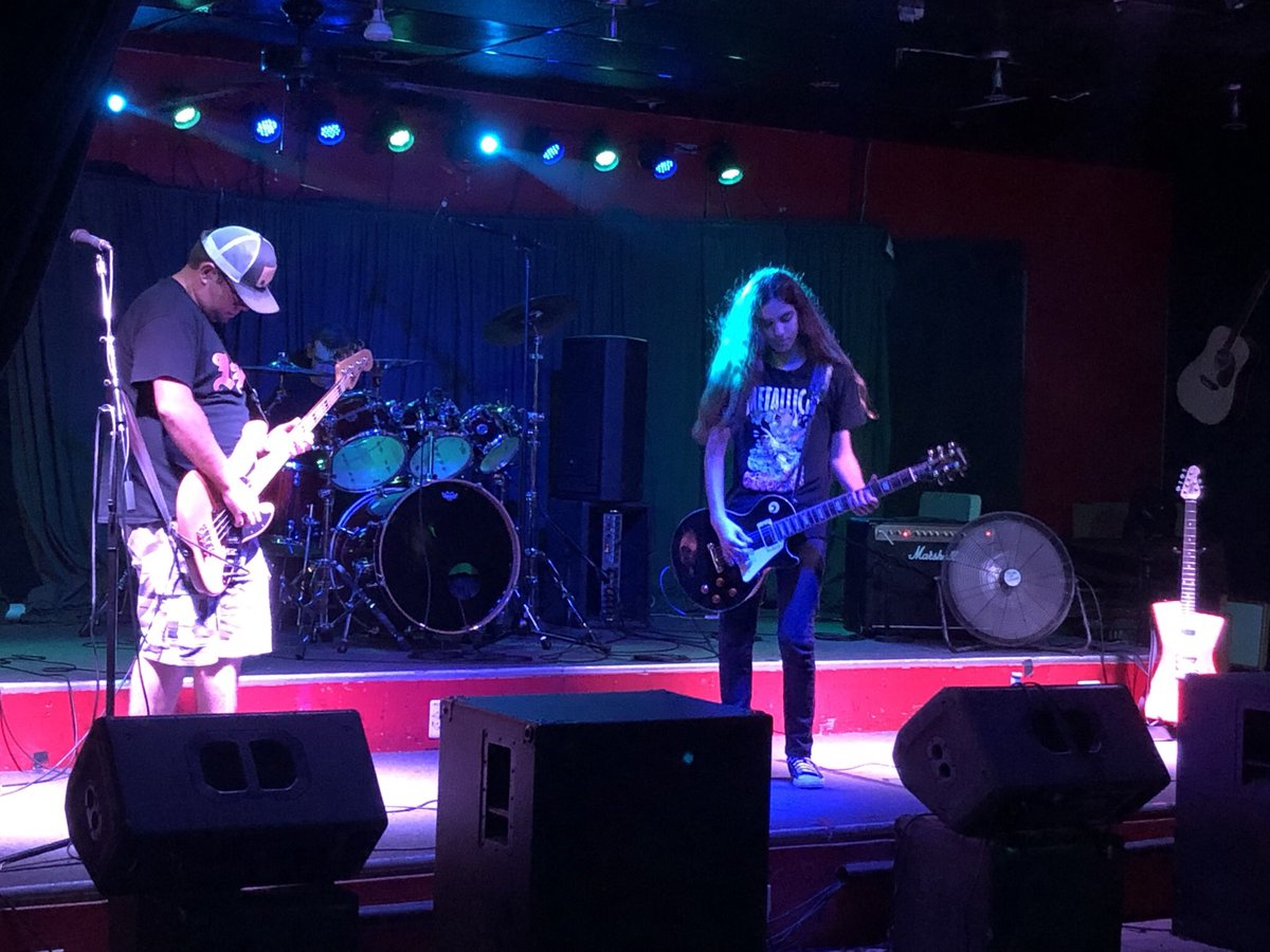 zachglantz's tweet photo. Thanks to our friends who came out last night! #bandphotography #band #rockmusic #livemusic #epiphone #dogonitstrings #musicians #rockstar #bassists #drummerpics #photography #rockphoto #metal #musicians #stages #newmusic #marshallamps #epiphone #Guitarist https://t.co/1LivuxWxib