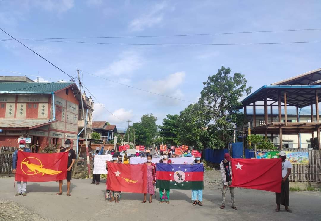 LinLinMaw9's tweet photo. Anti-coup strike in Sagaing's Kale is powerful as usual, until more than 180 days, despite brutal crackdowns.  NUG NEEDS SUPPORT #Aug13Coup  #WhatsHappeningInMyanmar https://t.co/aLEcnYVPWA
